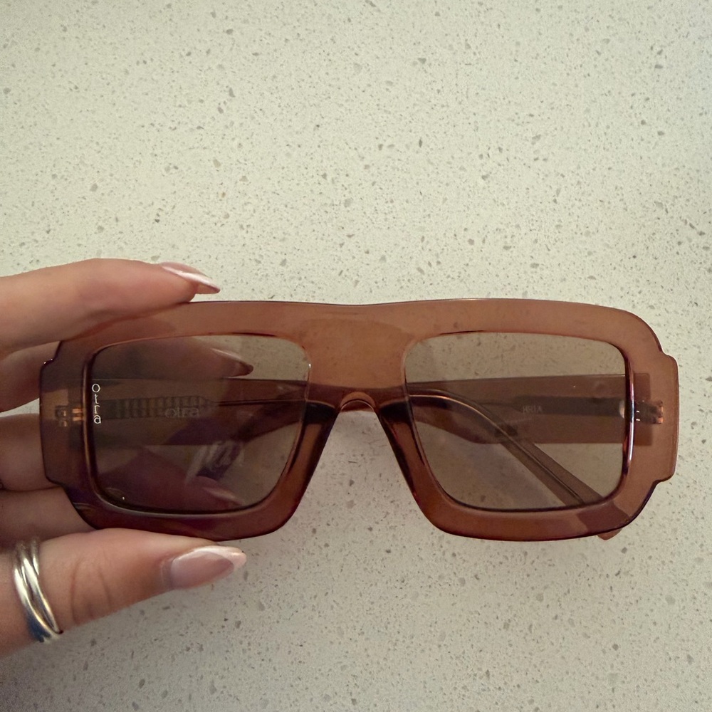 Otra Retro Rectangle Brown Sunglasses